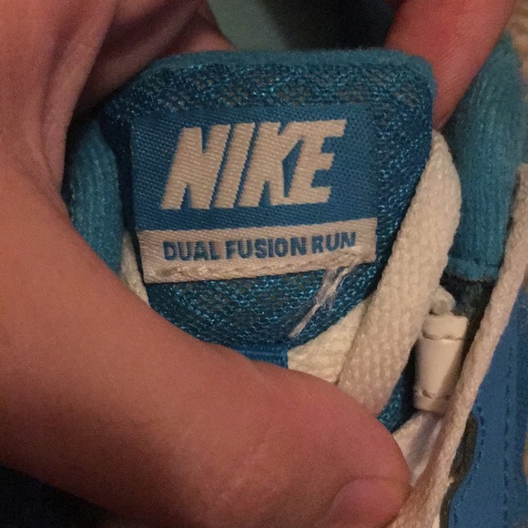 Nike Dual Fusion Run Gym Shoes - Picture 4 of 6